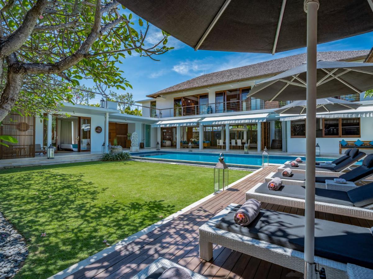 Villa Cendrawasih Seminyak  Exterior photo